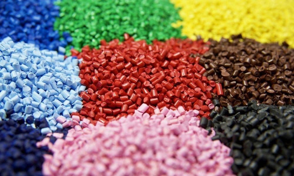 Colorful plastic resin granules